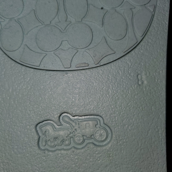 Coach Slides, Light Blue, Size 8 - Picture 4 of 4